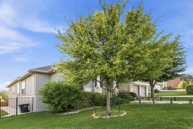 Building Photo - 504 Montalcino Ln