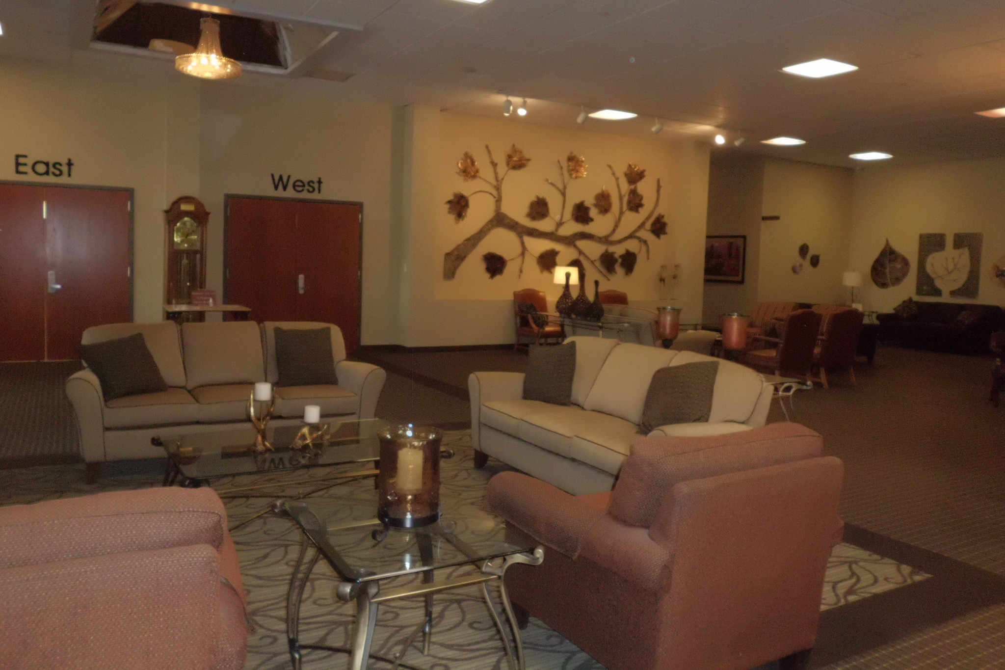 Club Lobby - 745 S Alton Way