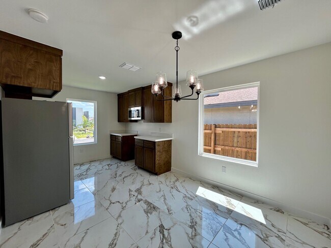 Building Photo - 1628 Bilbao Drive