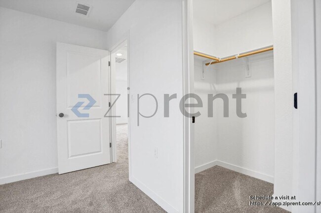 Building Photo - 4654 Sami Jo Dr