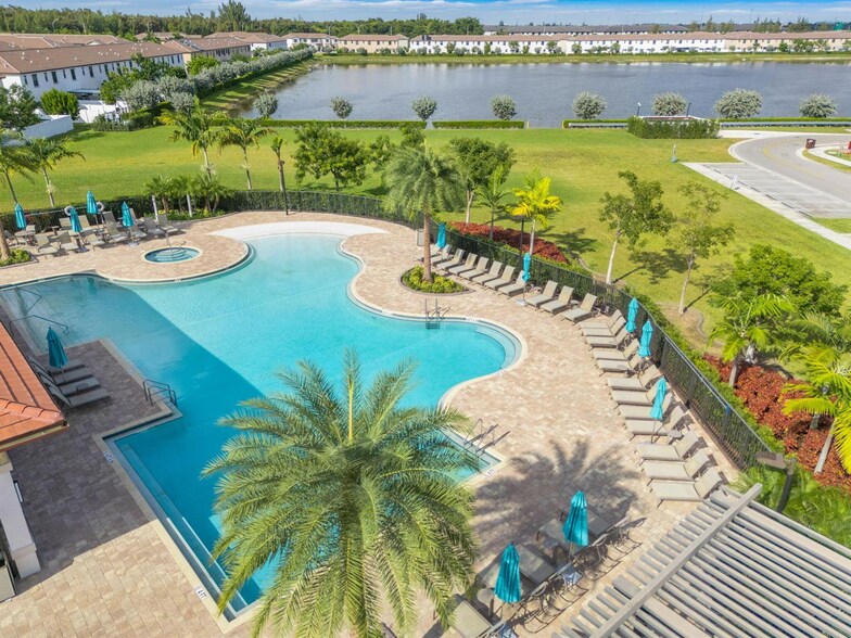 Building Photo - 9865 W 34th Ct