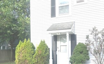 Building Photo - 25 Evers Ct