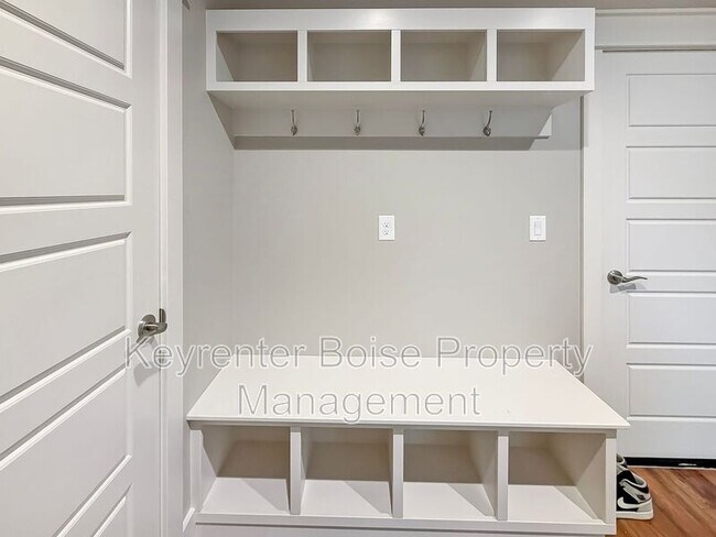 Building Photo - 4379 E Wedge St