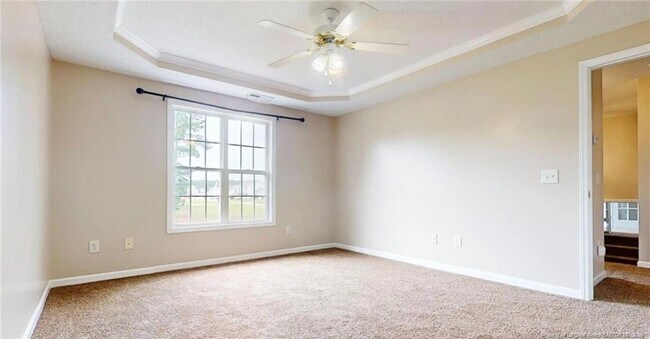 Building Photo - 10 Valley View Ct