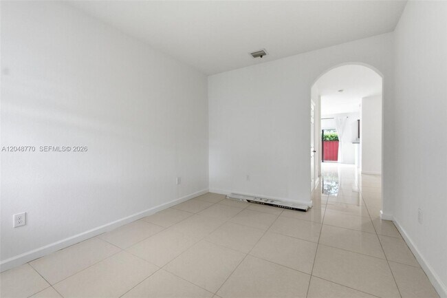 Building Photo - 8820 NW 103rd Ave