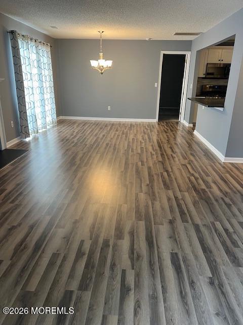 Building Photo - 9 Des Moines Ct