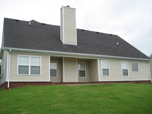 Building Photo - 4003 Strata Dr