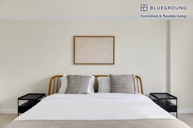 Building Photo - 601 NE 39th St