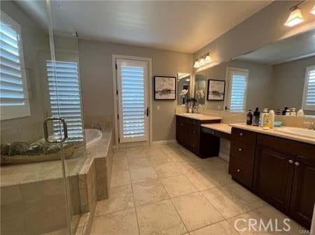 Building Photo - 13576 Lopelia Meadows Pl