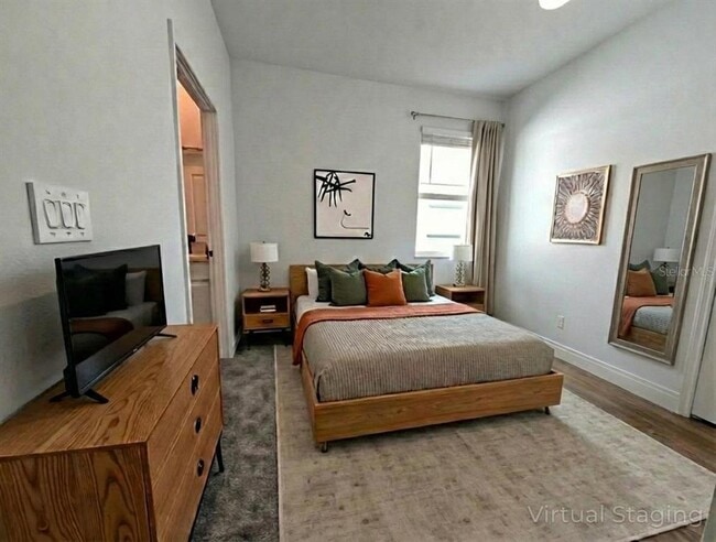 Building Photo - 1313 Diego Ter