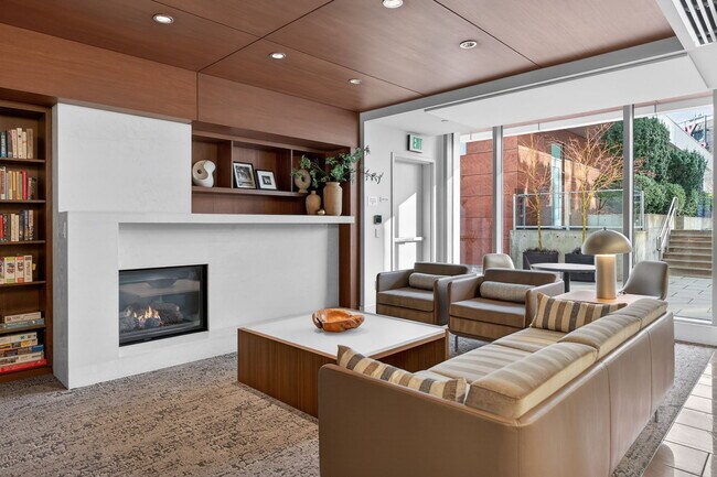 Building Photo - 1001 NW Lovejoy St