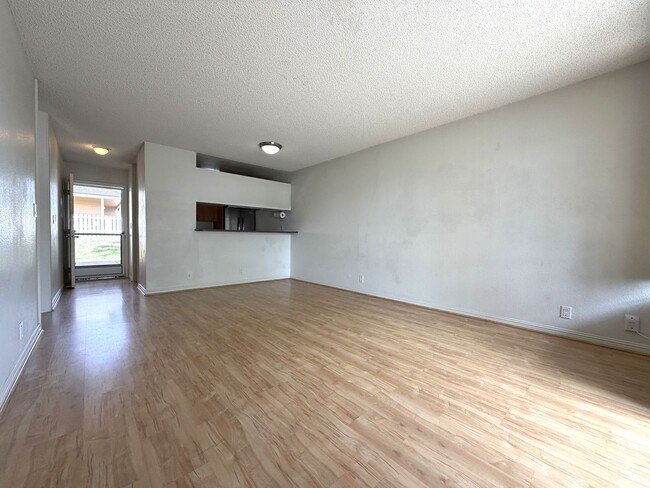 Building Photo - Villages at Waipio (Waipahu) - Ground Floor Unit, 2 bedroom/2 bathrooms and 1 parking stalls