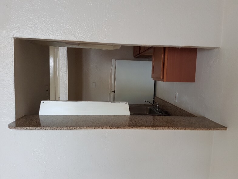 Building Photo - 245 N Halifax Ave