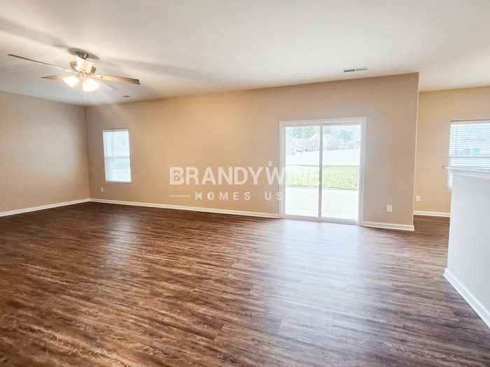 Building Photo - 9531 Weikert Rd