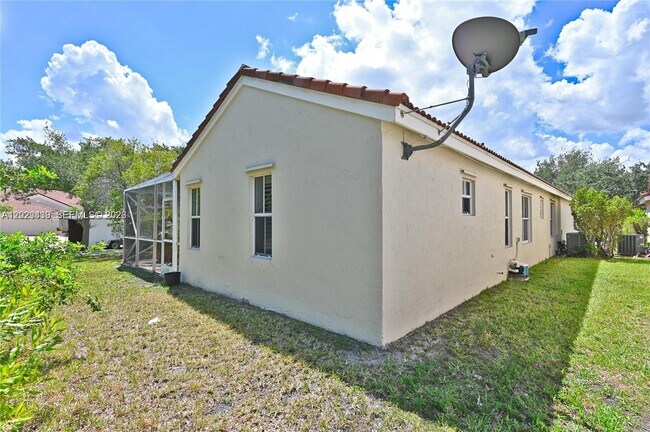 Building Photo - 889 Sand Creek Cir
