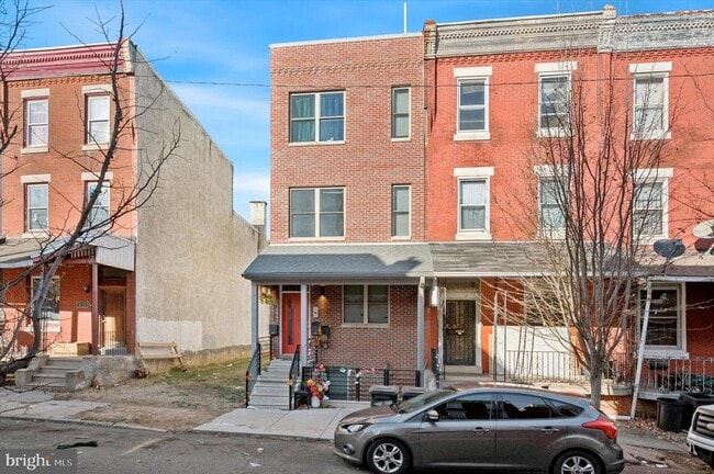 Building Photo - 4131 Cambridge St