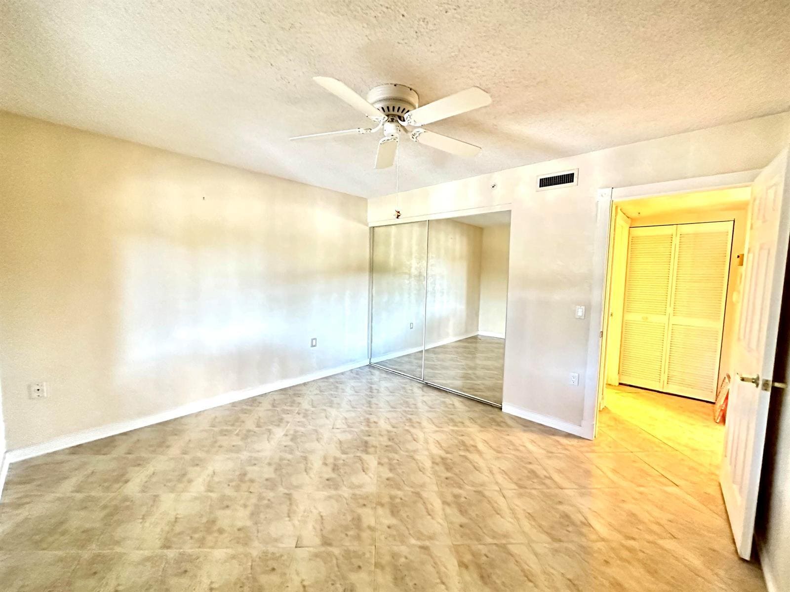 Building Photo - 1501 Marina Isle Way