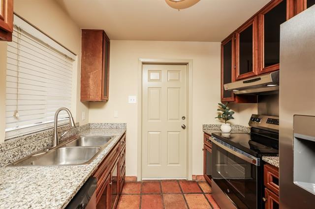 Building Photo - 813 Hudson Dr