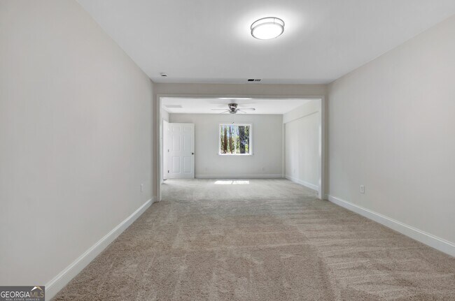 Building Photo - 140 Mary Freeman Rd