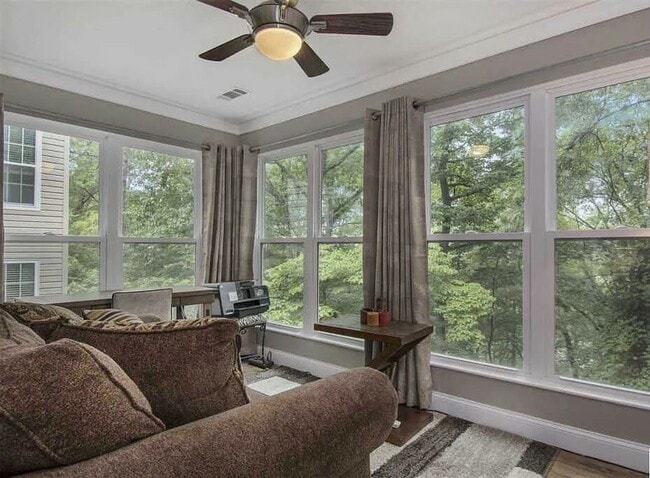 Building Photo - 1110 Morning Sun Dr