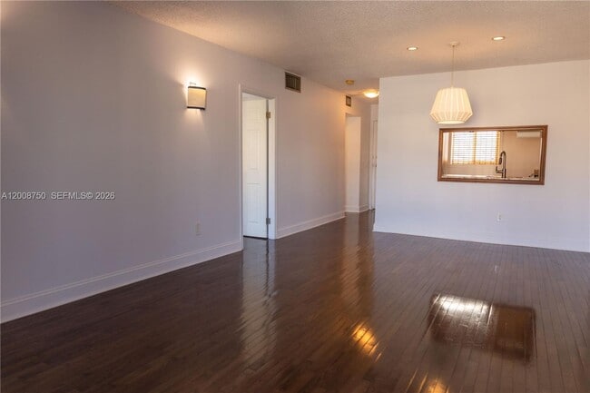 Building Photo - 7703 Camino Real