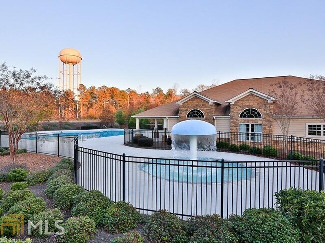 Building Photo - 150 Filson Dr