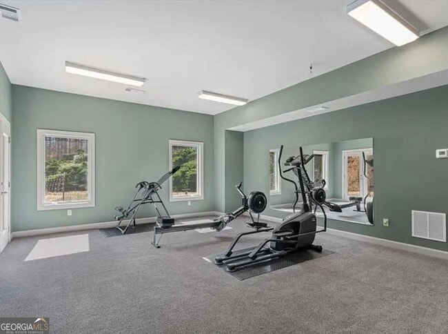 Building Photo - 15905 Westbrook Rd