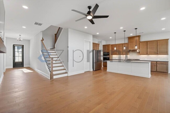 Building Photo - 6510 Wallace Farms Dr