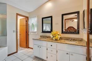 Building Photo - 1341 W Portillo Dr