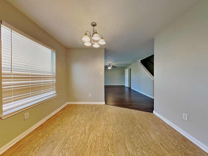 Building Photo - 10515 Berclair Dr