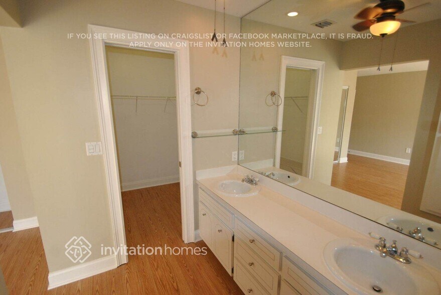 Building Photo - 11752 Laurel Valley Cir