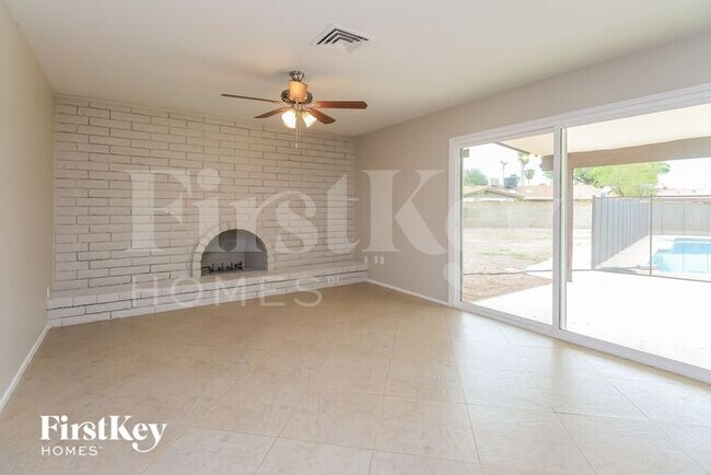 Building Photo - 3350 S George Dr