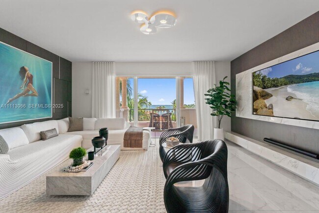 Building Photo - 19143 Fisher Island Dr