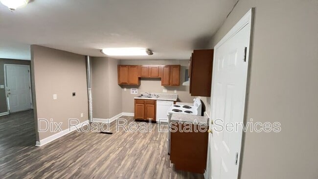 Building Photo - 5269 Harshmanville Rd