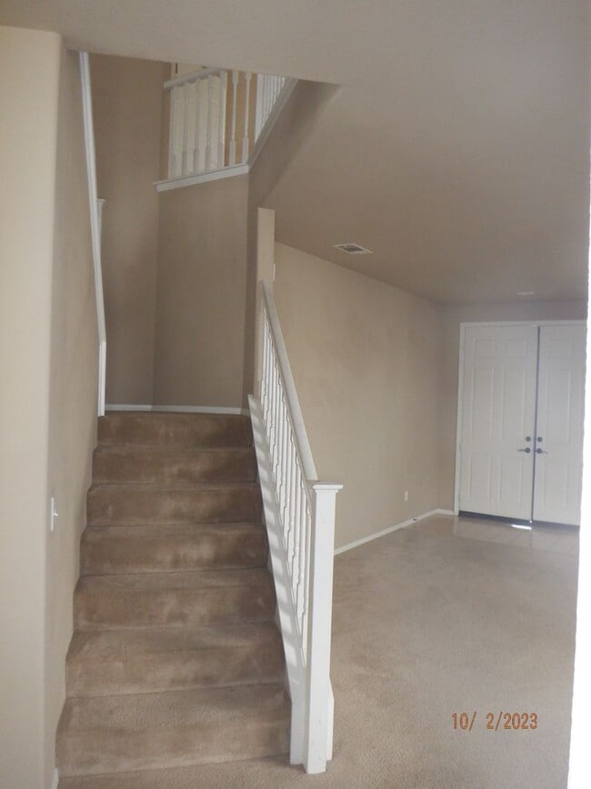 Building Photo - Located in the Heart of Tehachapi!