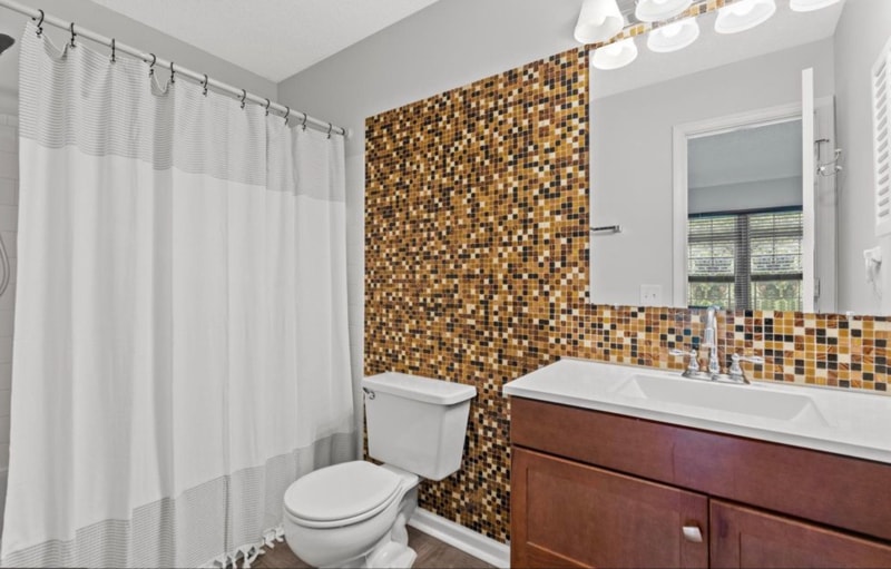 Building Photo - 7136 Strawn Ct