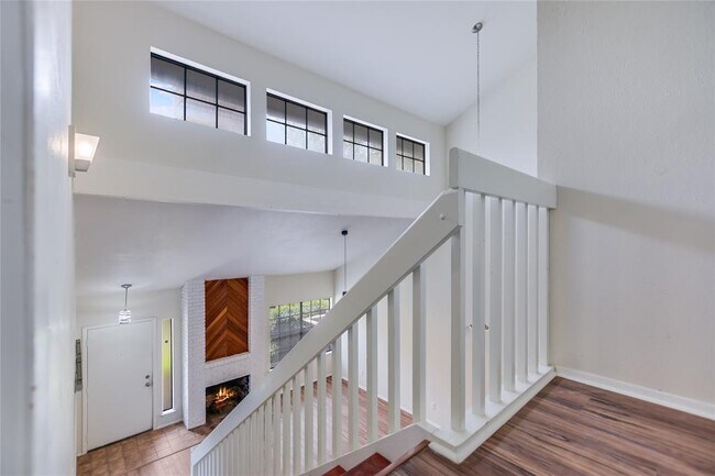 Building Photo - 1748 Ohlen Rd