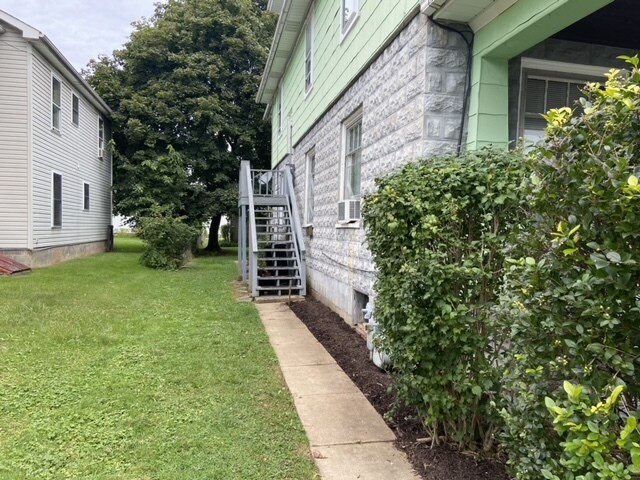 Building Photo - 223 W Clinton St