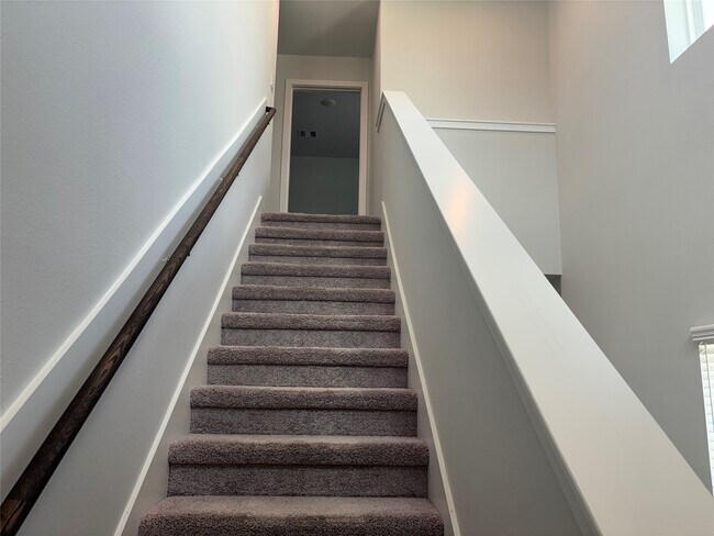 Building Photo - 5735 Blue Grama Dr