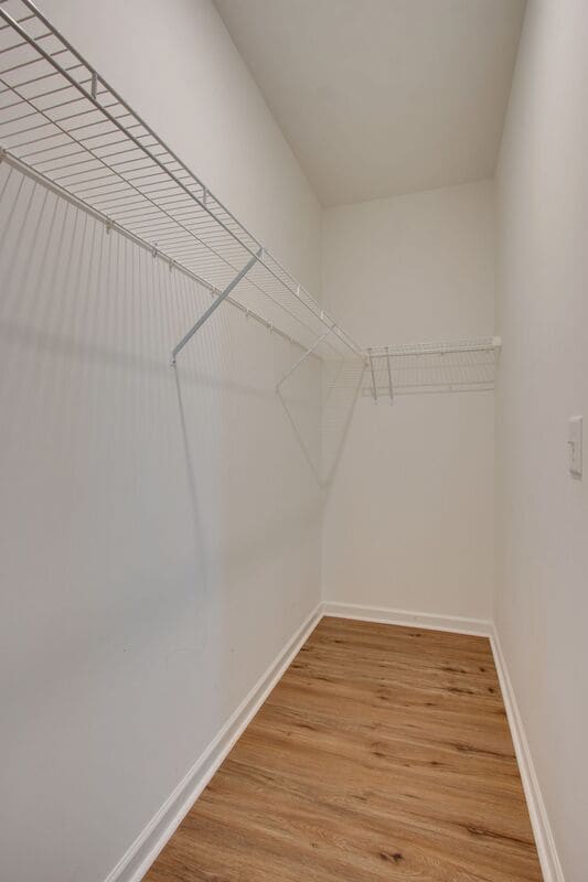 Building Photo - 1872 Holdens Hollow