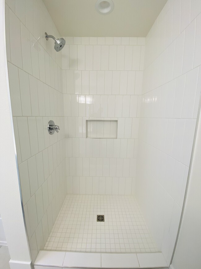 Building Photo - 4216 CYPRESS Pl
