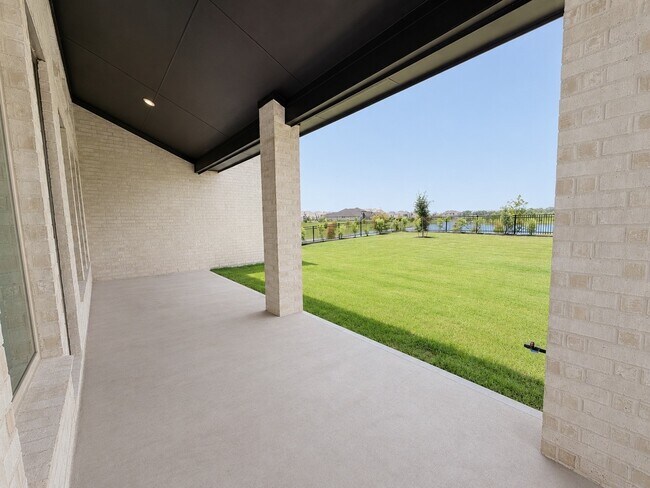 Building Photo - 31546 Meadow Place Ln