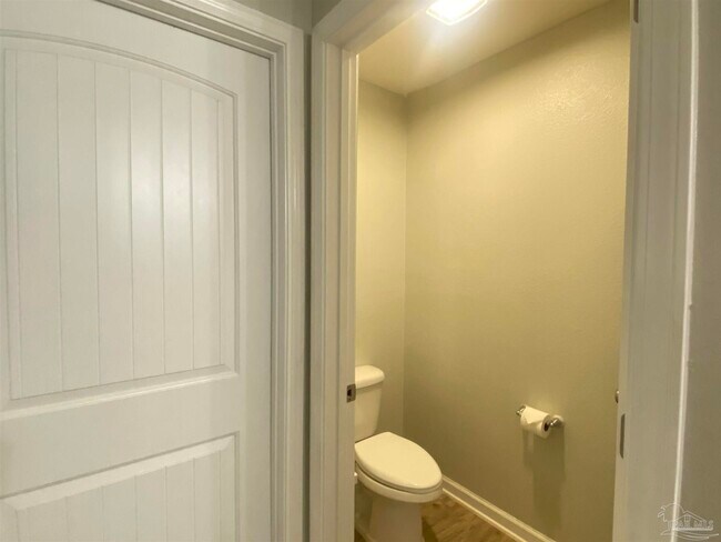 Building Photo - 5838 Blackhorse Cir