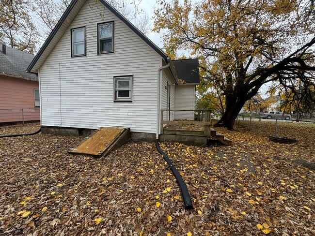 Building Photo - 4 Bedroom Rental - Ready December