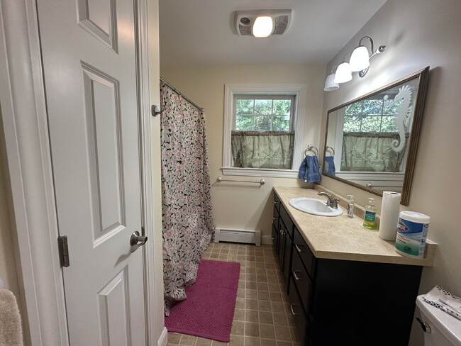 Building Photo - Winter Rental, Coastal Living Done Right – 4BR, 3BA, Fully Furnished