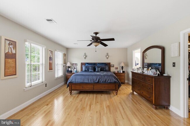 Building Photo - 14997 Grassy Knoll Ct
