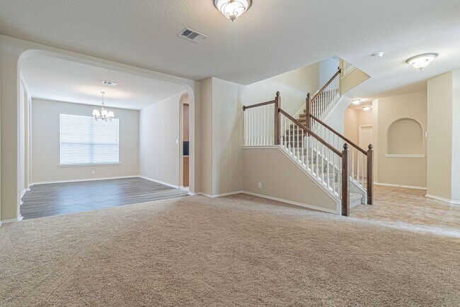 Building Photo - BEAUTIFUL 3 BD/2.5 BA IN SCHERTZ READY FOR...