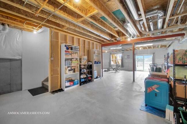 Building Photo - 1398 Kessler Dr