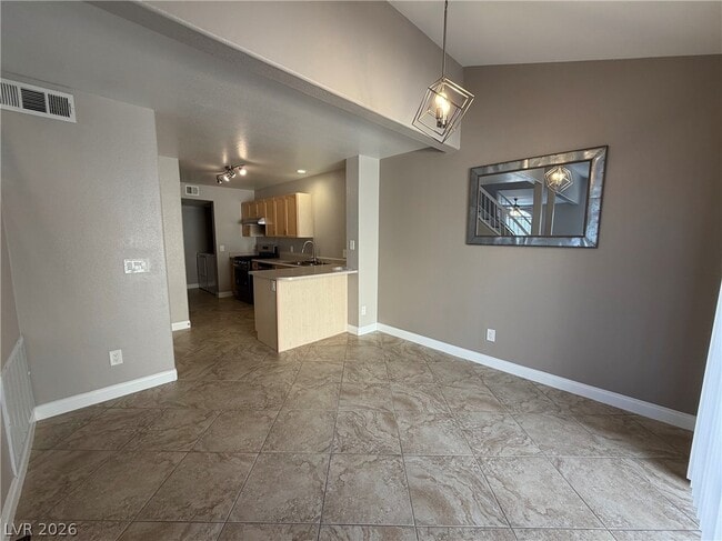 Building Photo - 9655 Silver City Dr