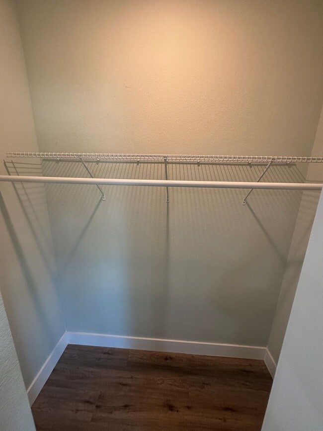 Building Photo - 930 Paddleboard Ct